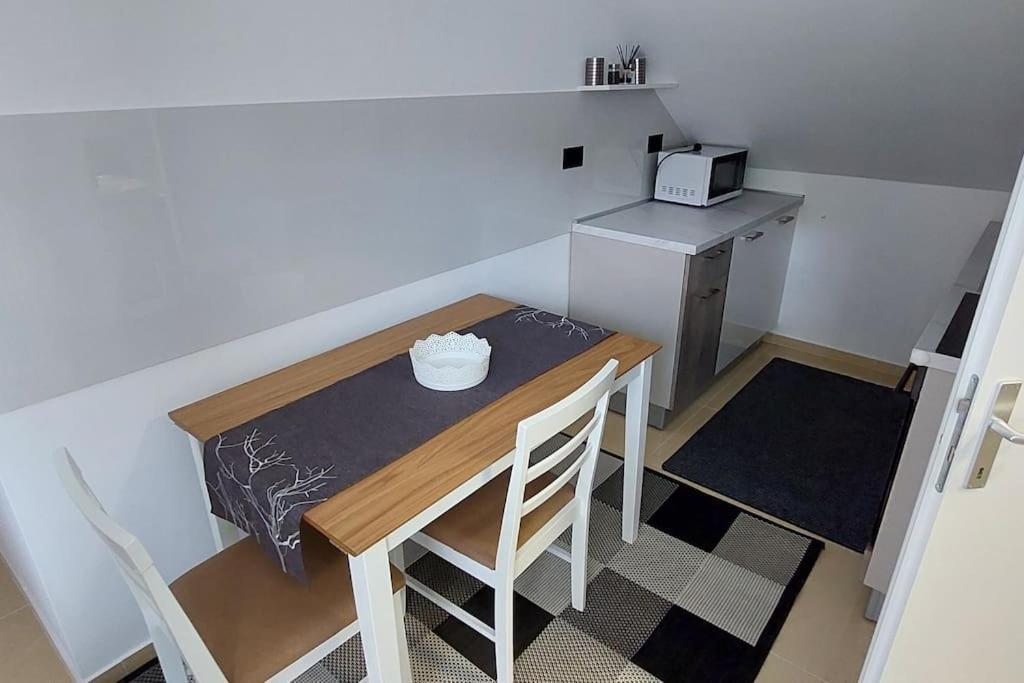 Jo-Ma Apartma - Free Parking Ljubljana Ngoại thất bức ảnh